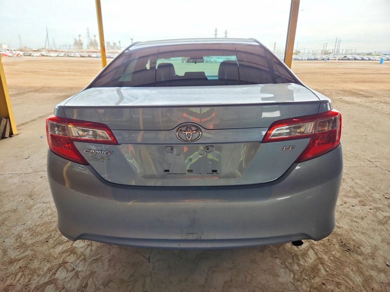 2012 Toyota Camry Base - Фото 6