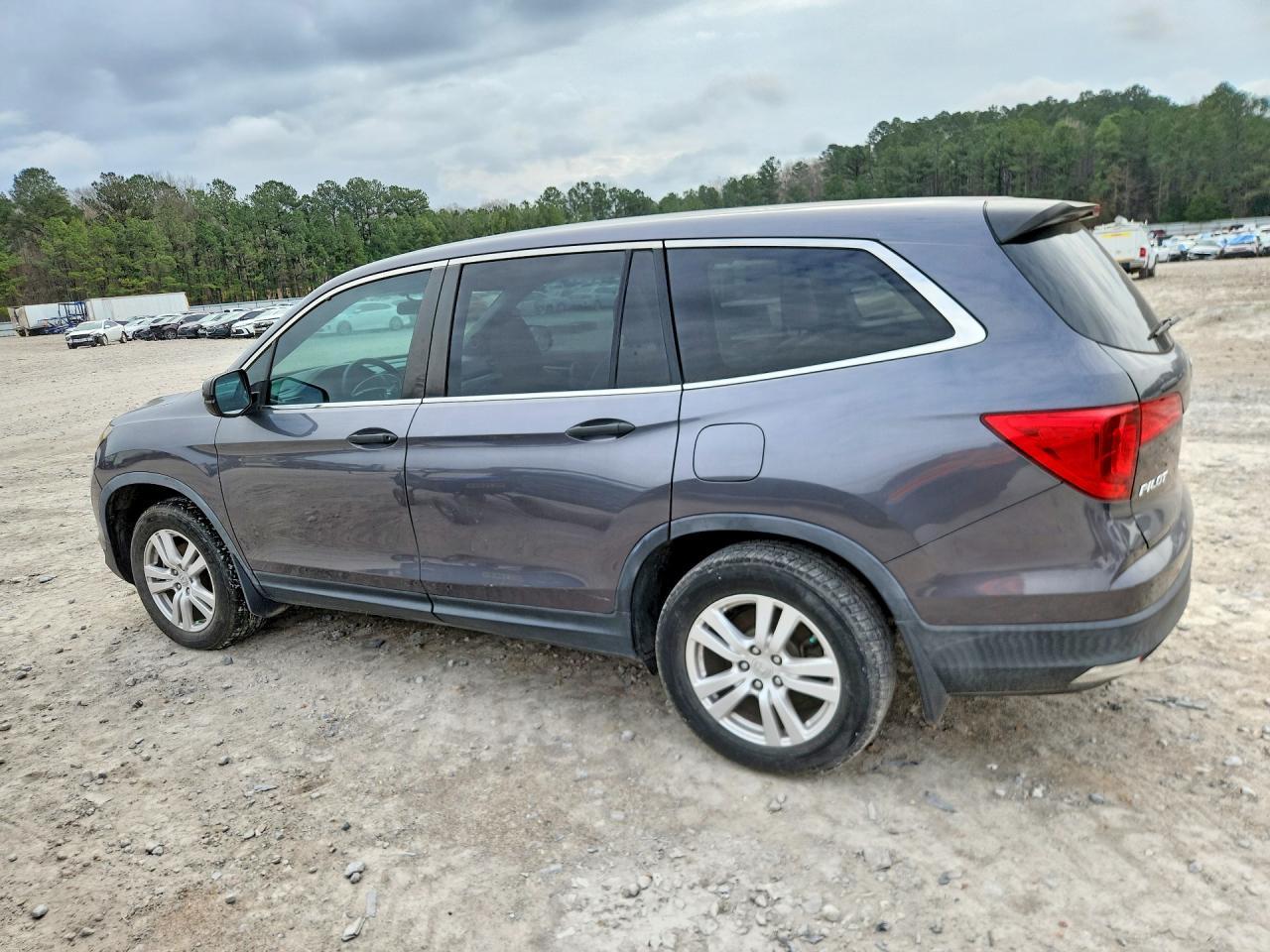 2018 Honda Pilot Lx - Фото 2