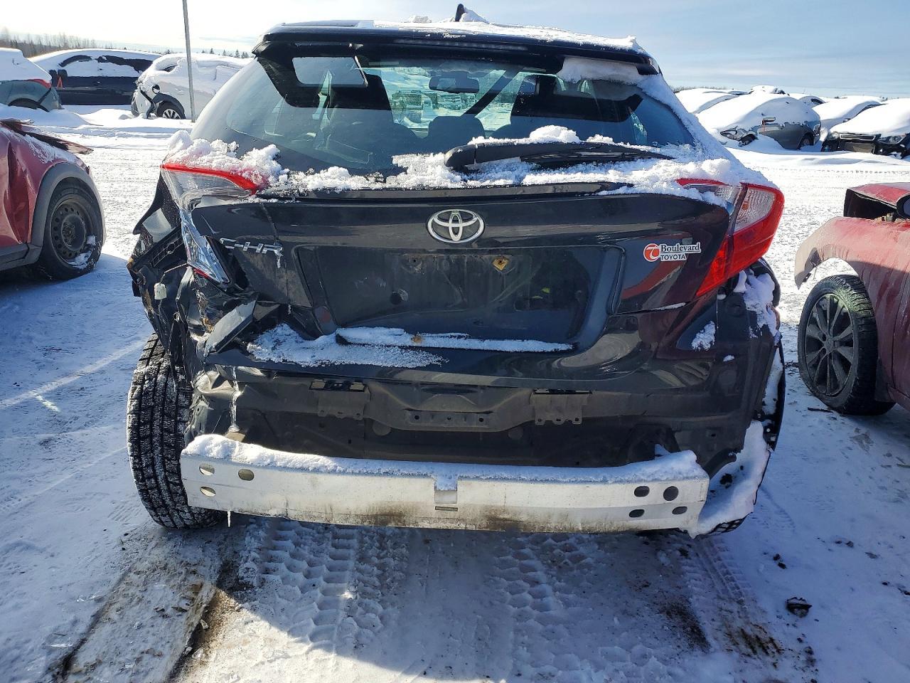 2019 Toyota C-Hr Xle - Image 6