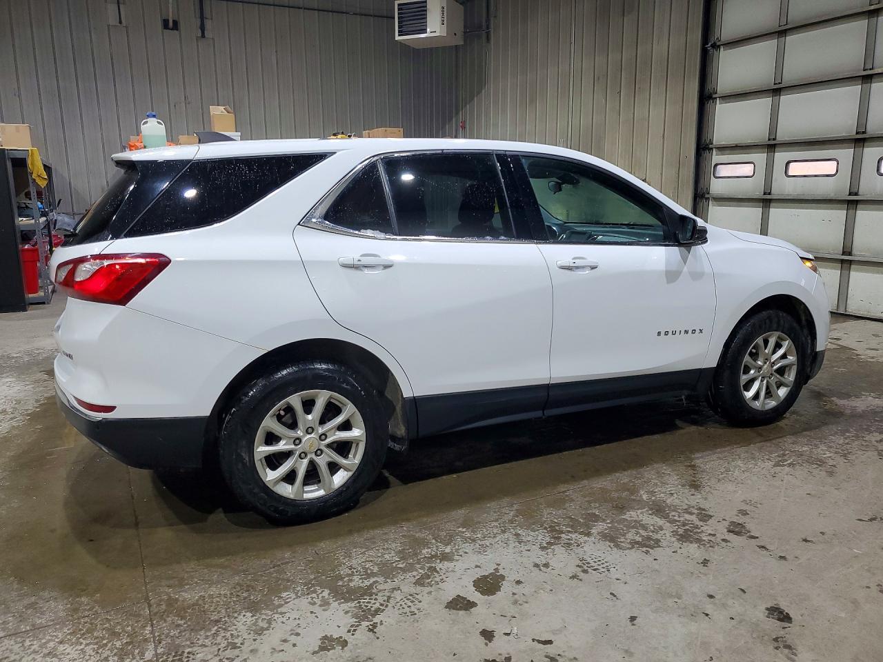 2018 Chevrolet Equinox Lt - Image 3