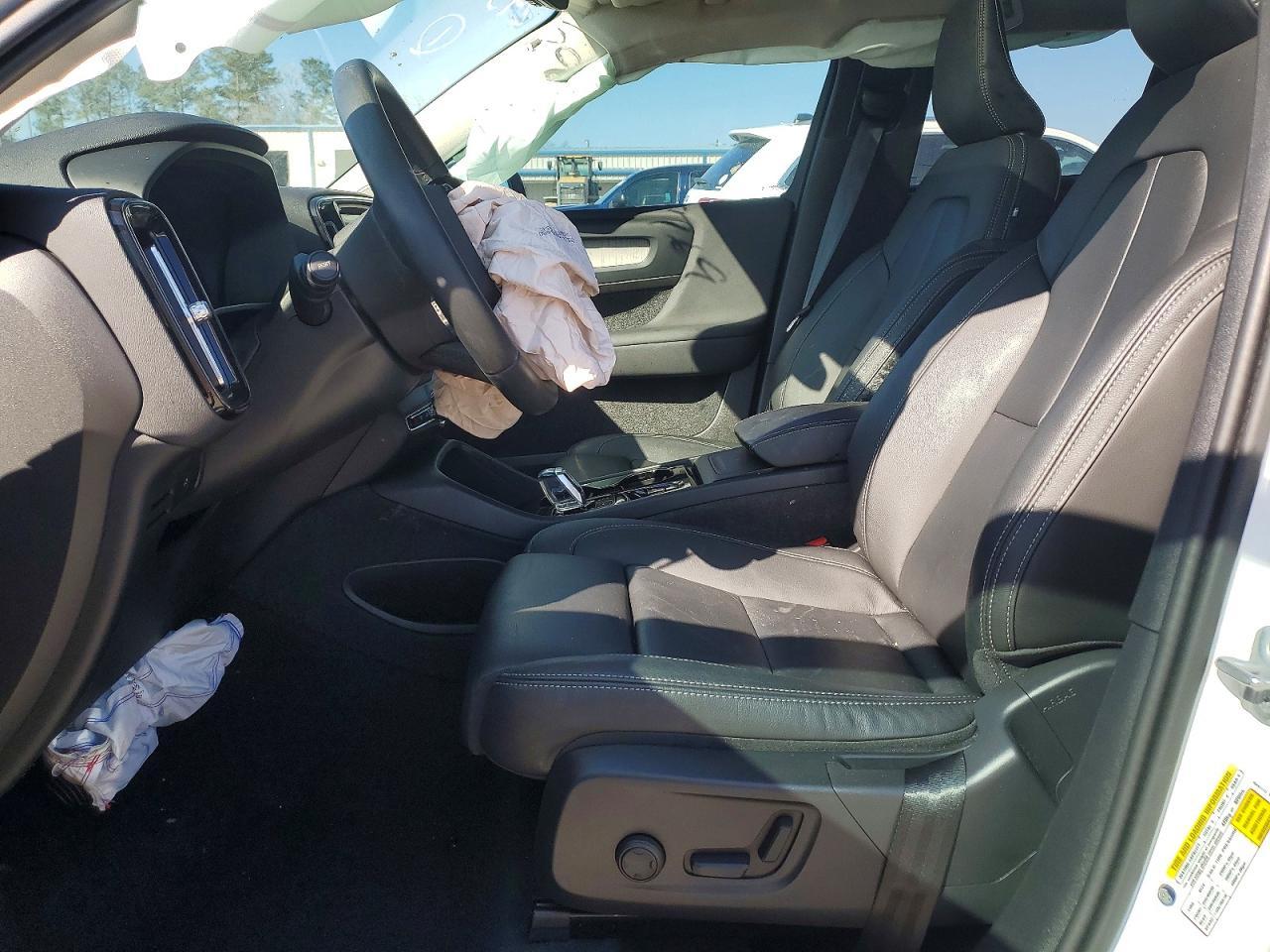 2024 Volvo Xc40 Plus - Фото 7