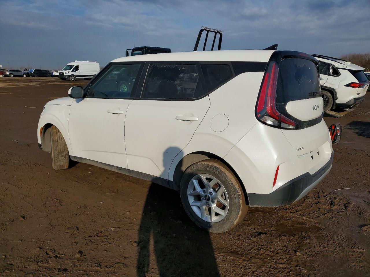 2023 Kia Soul Lx - Image 2