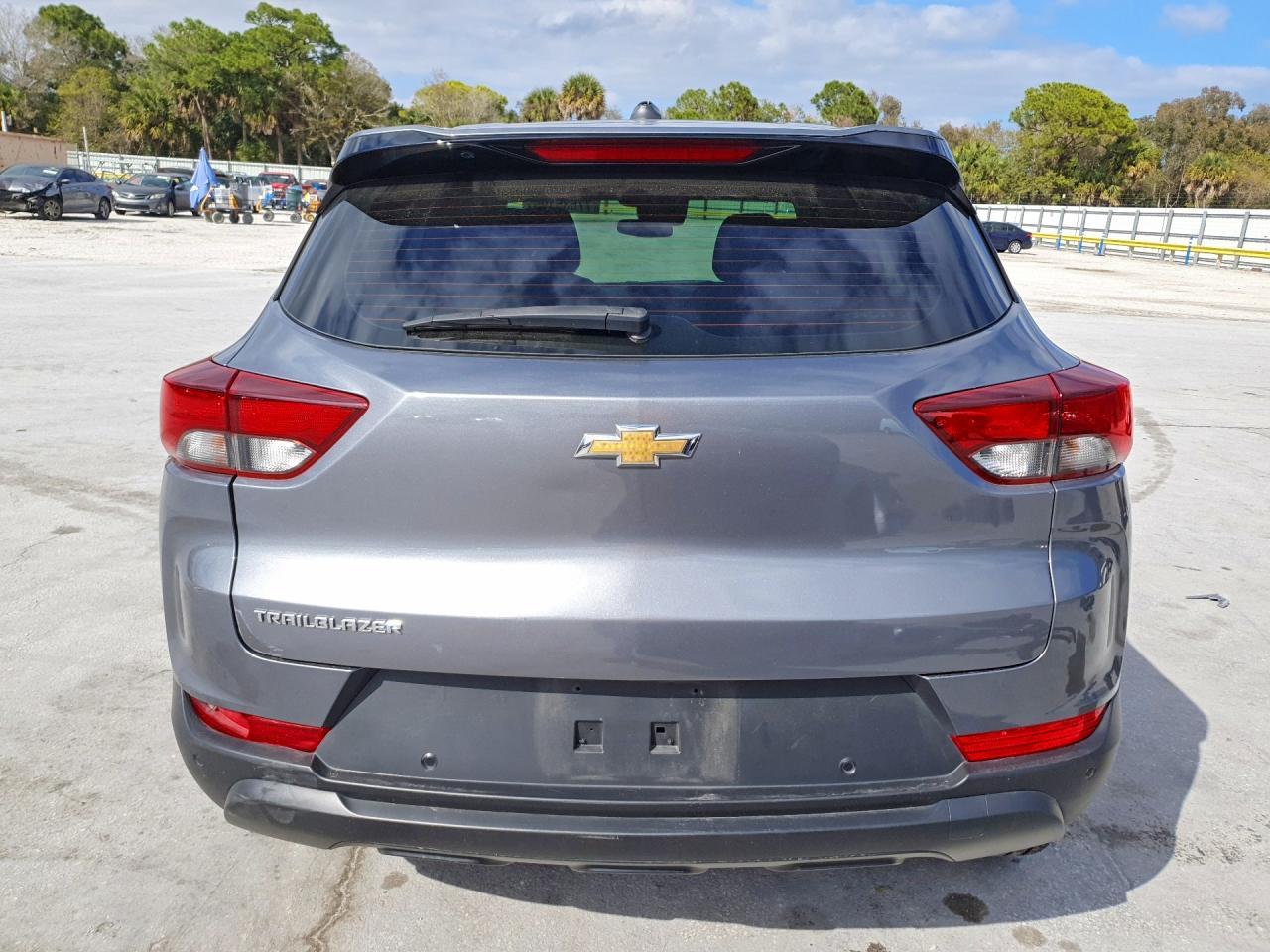 2022 Chevrolet Trailblazer Ls - Фото 6