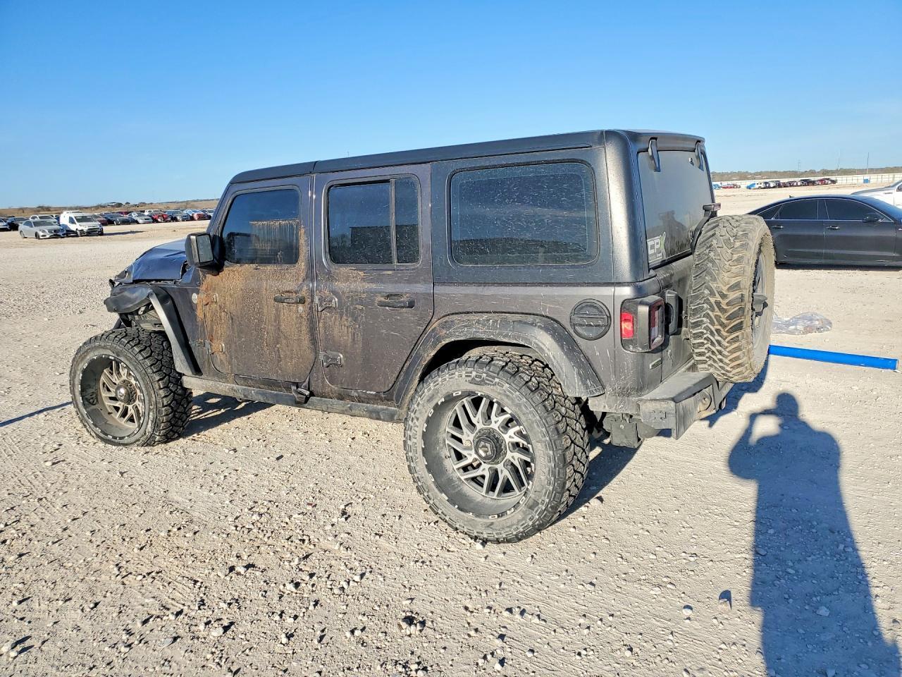 2021 Jeep Wrangler Unlimited Sport - Фото 2