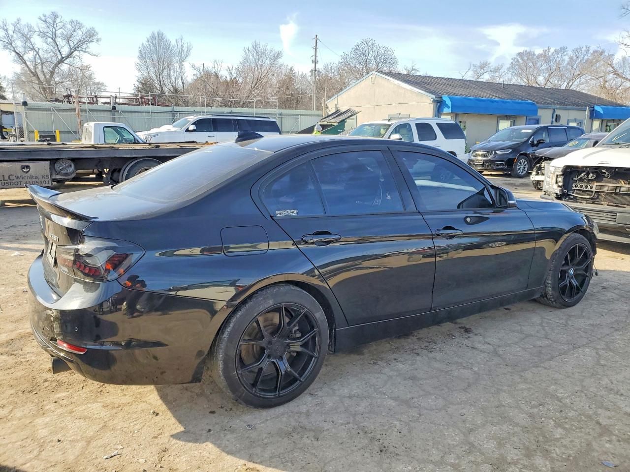 2013 BMW 335 Xi - Фото 3