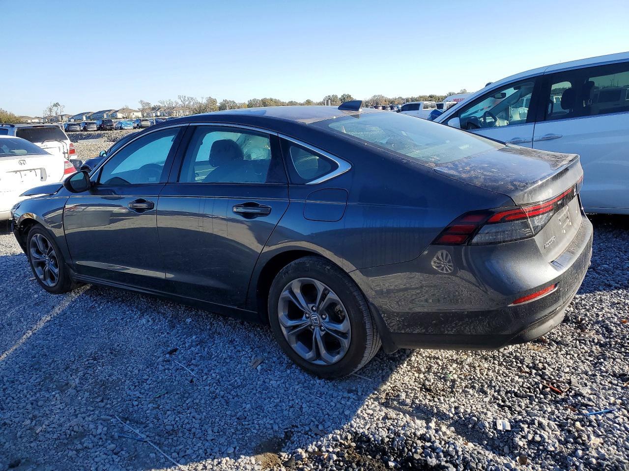 2023 Honda Accord Ex - Image 2