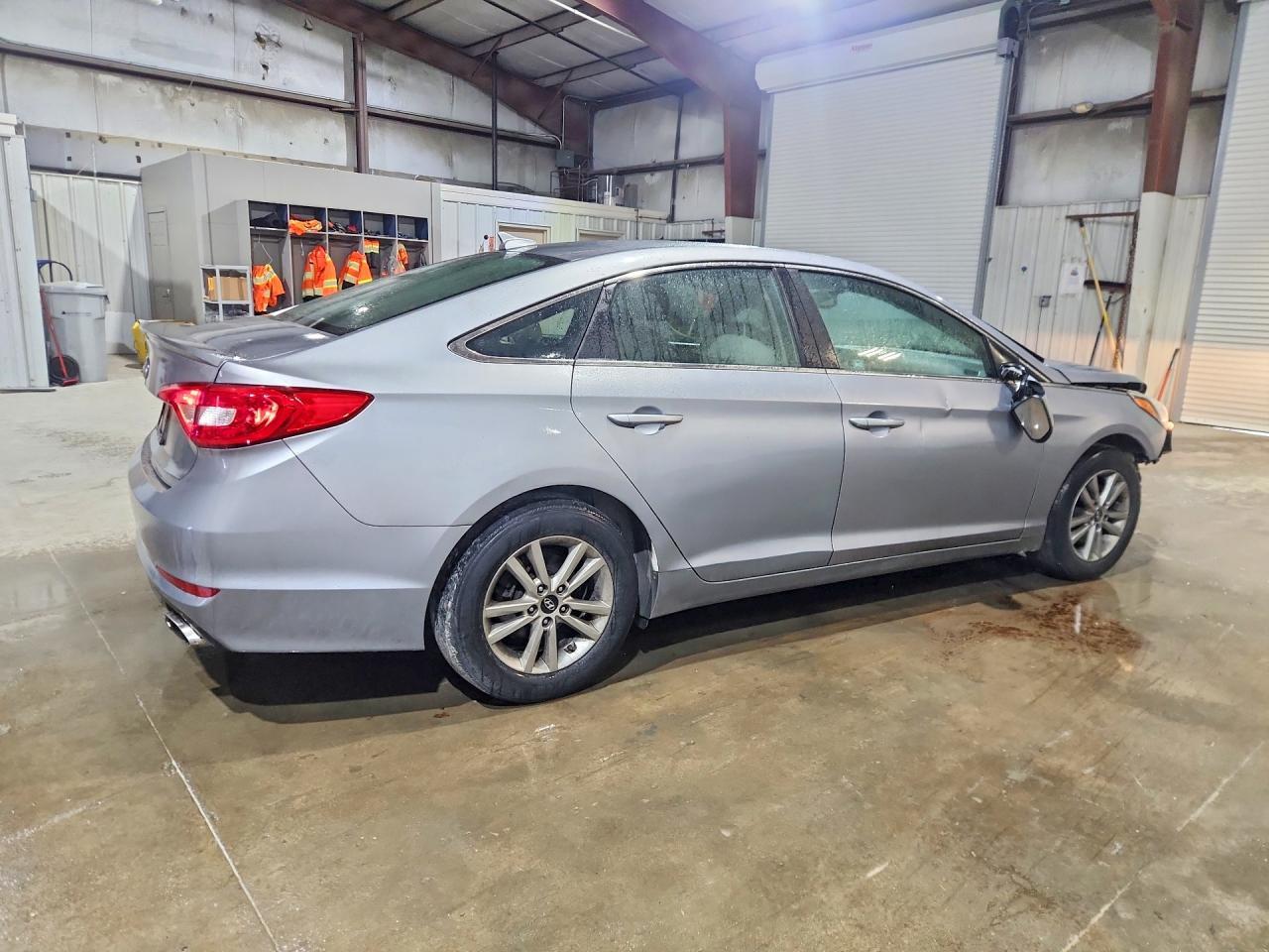 2017 Hyundai Sonata Se - Фото 3