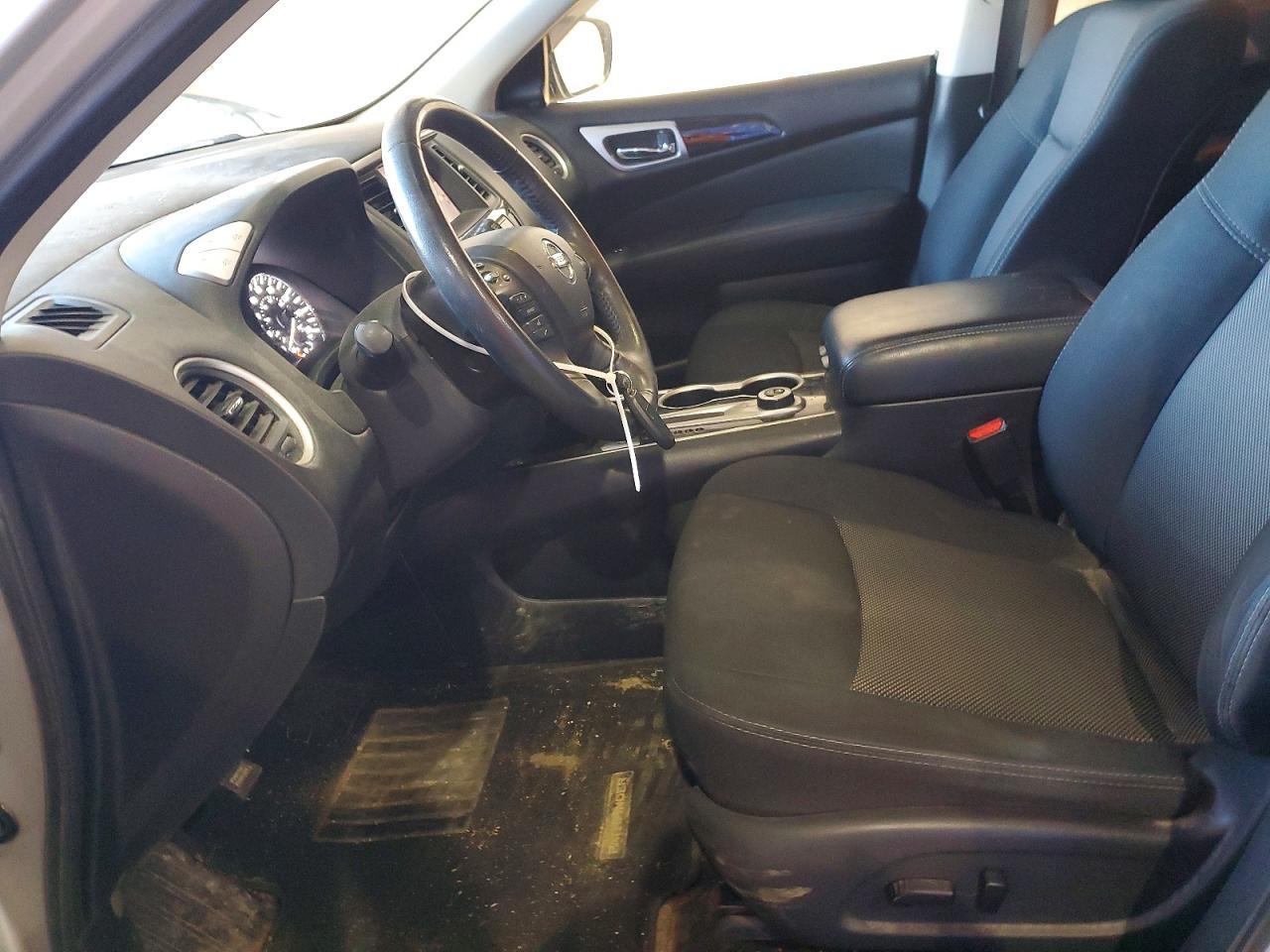 2019 Nissan Pathfinder S - Image 7