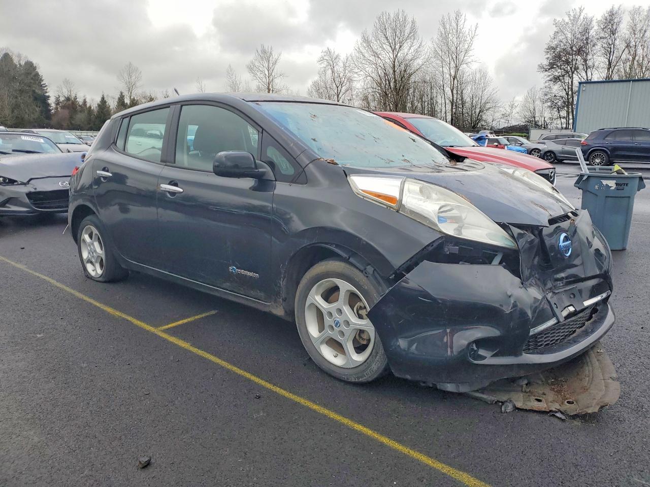 2013 Nissan Leaf S - Image 4