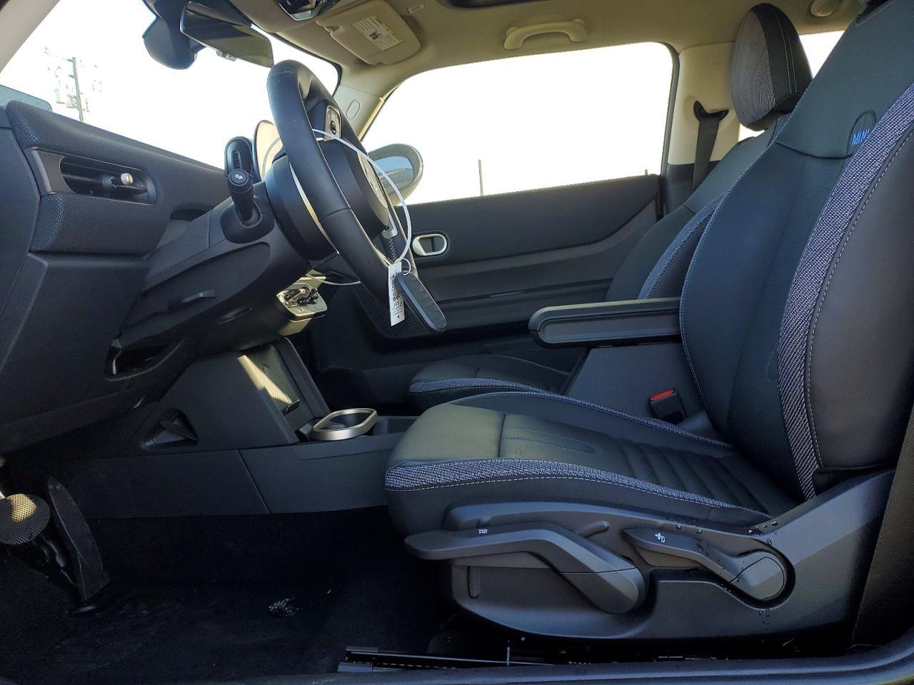 2025 Mini Cooper S - Image 7