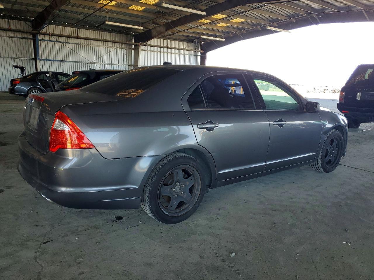 2011 Ford Fusion Se - Image 3