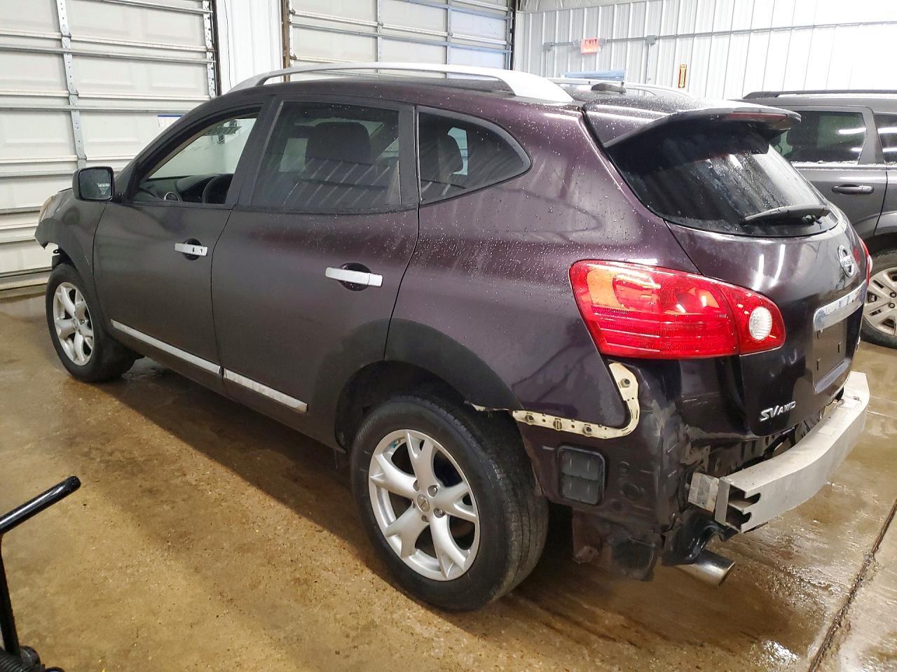 2011 Nissan Rogue S - Фото 2