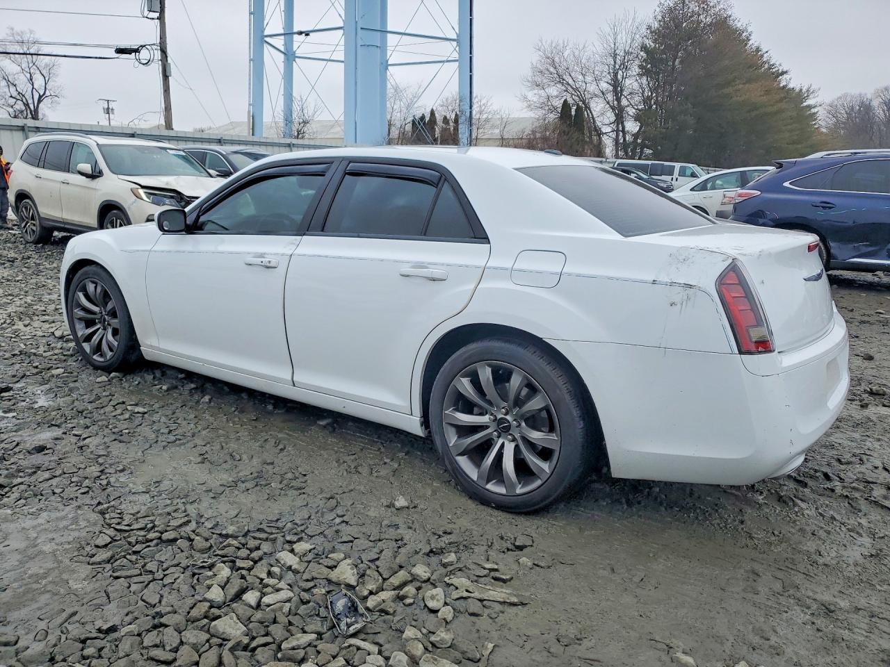 2014 Chrysler 300 S - Image 2