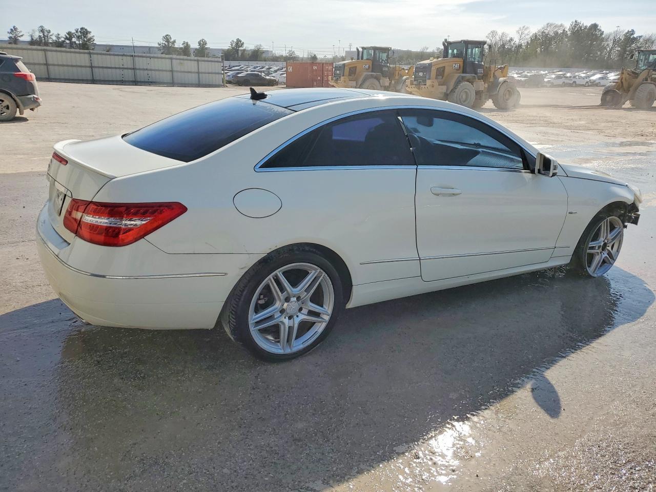 2012 Mercedes-Benz E 350 - Image 3