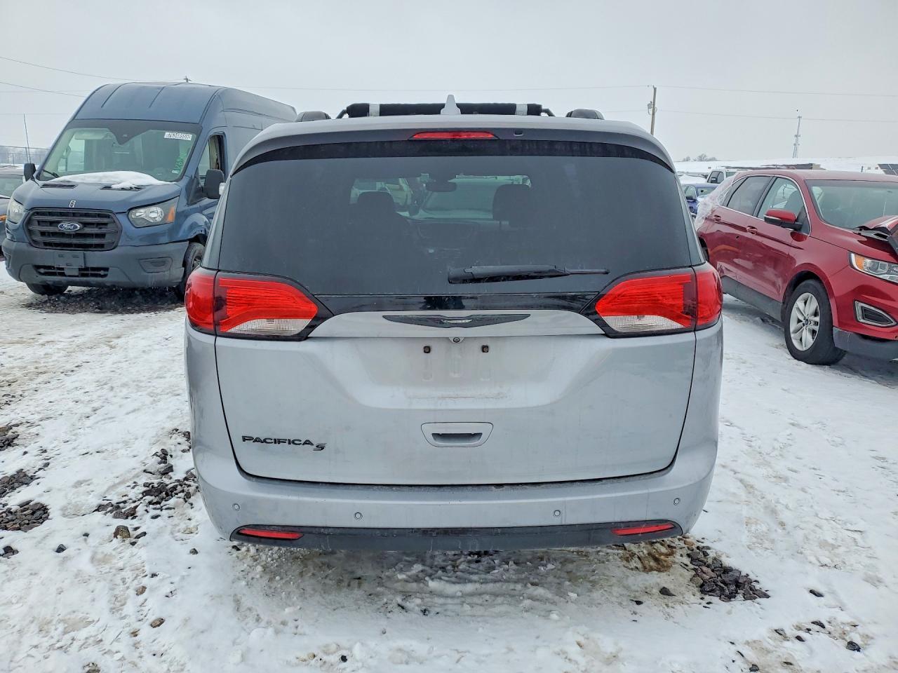 2020 Chrysler Pacifica Touring L Plus - Фото 6