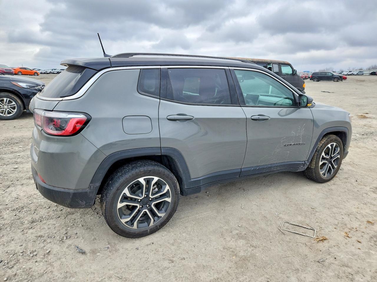 2022 Jeep Compass Limited - Фото 3