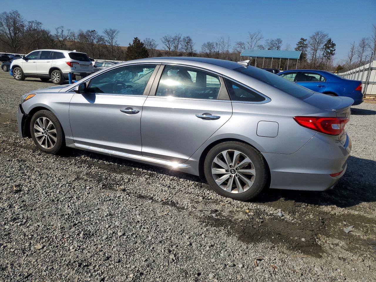 2017 Hyundai Sonata Sport - Фото 2