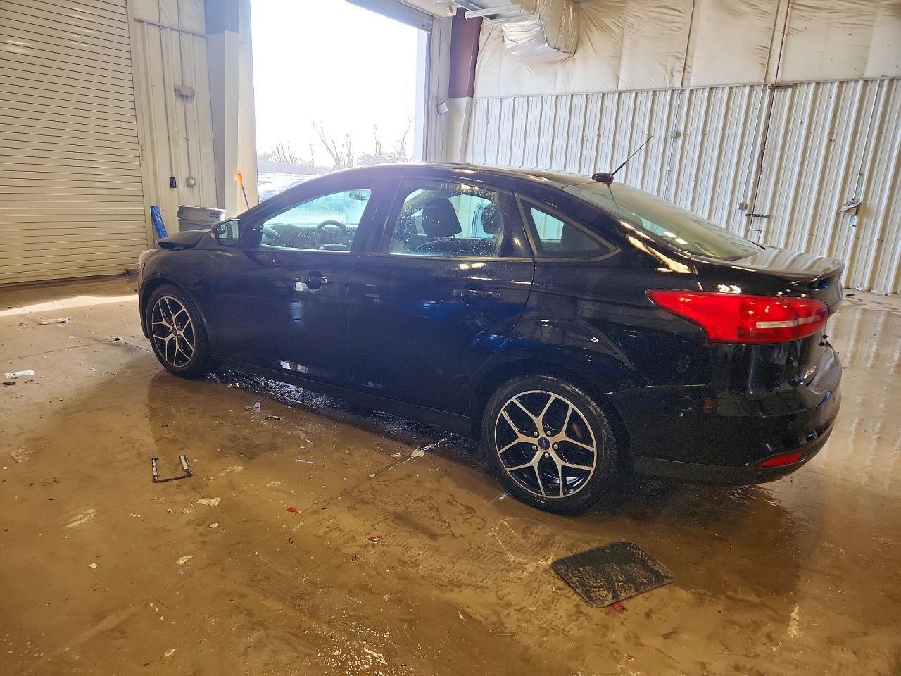 2017 Ford Focus Sel - Фото 2
