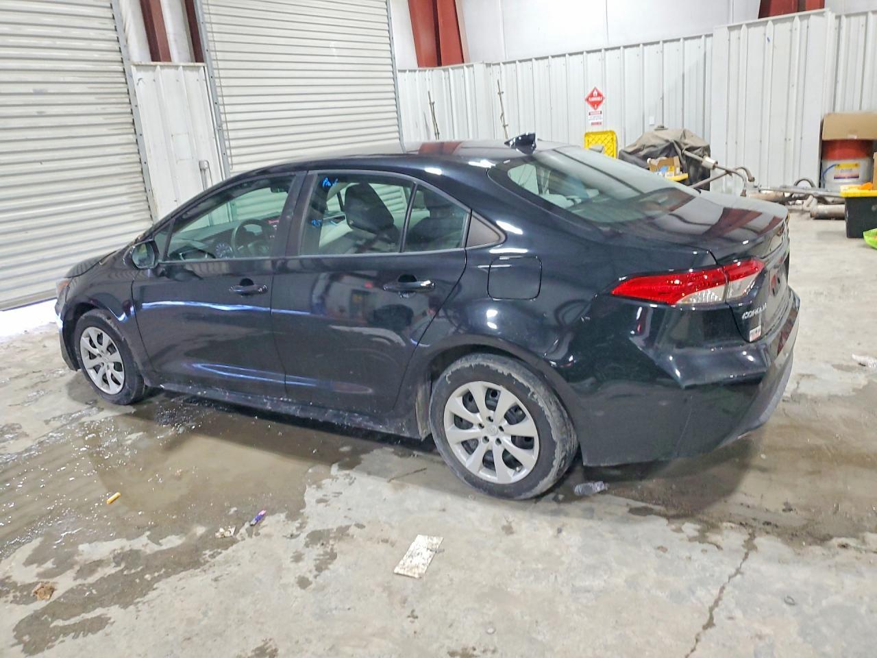 2022 Toyota Corolla Le - Фото 2