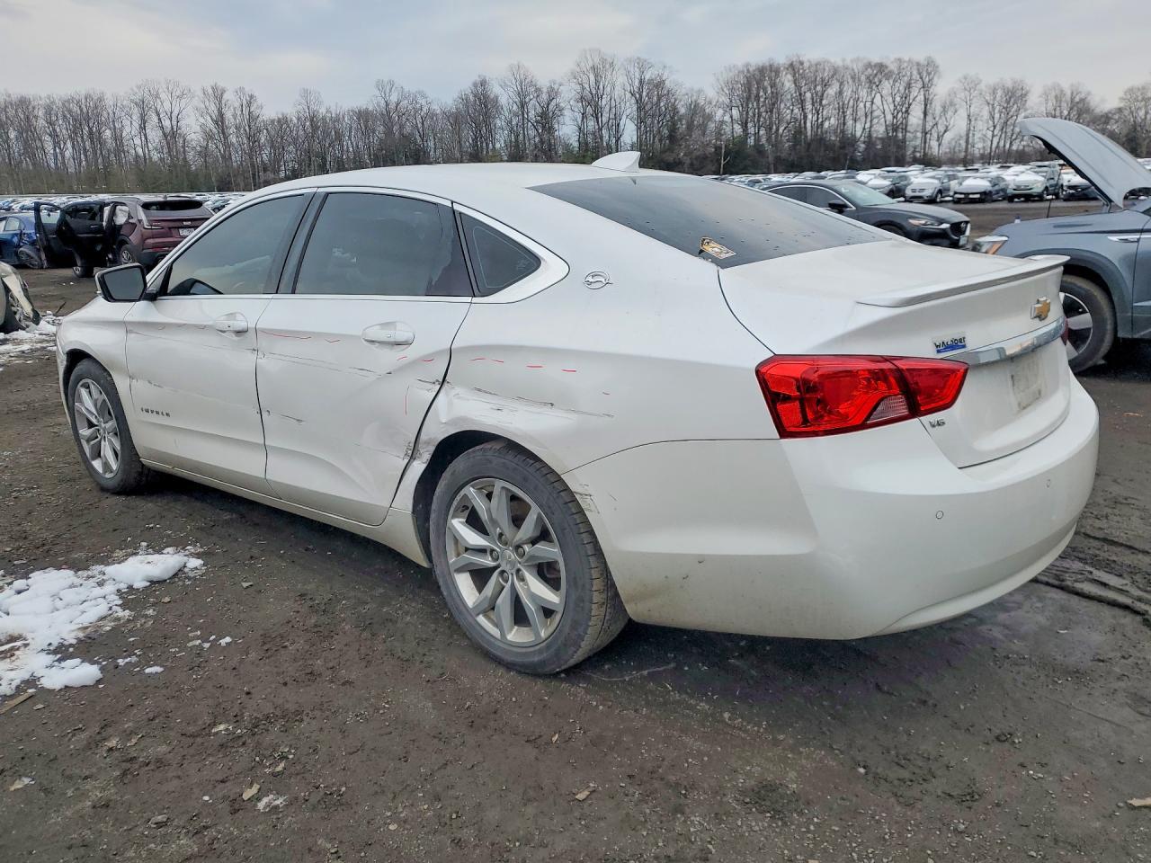 2018 Chevrolet Impala Lt - Image 2