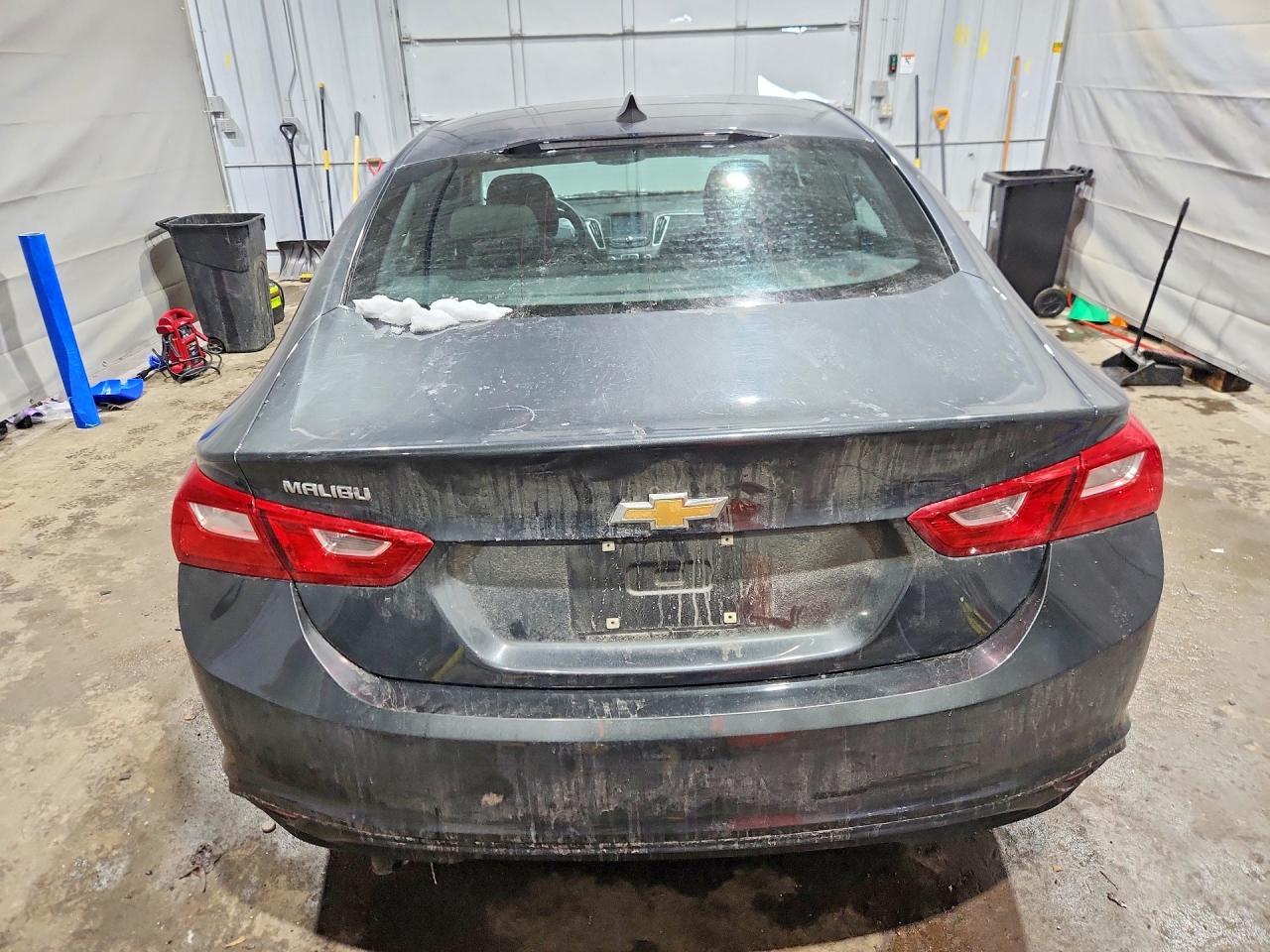 2017 Chevrolet Malibu Ls - Фото 6