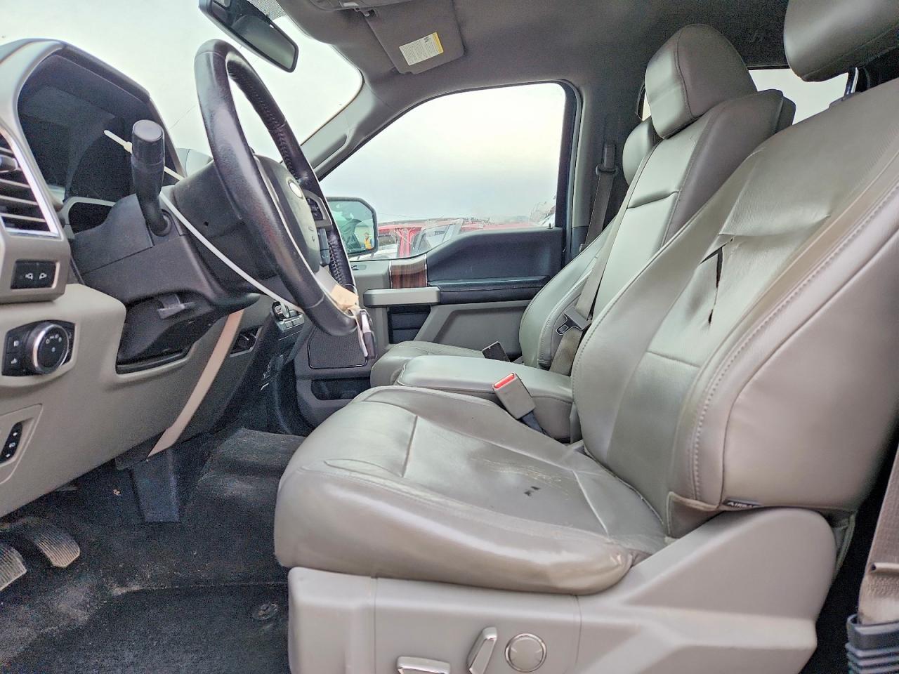 2015 Ford F150 Supercrew - Фото 7