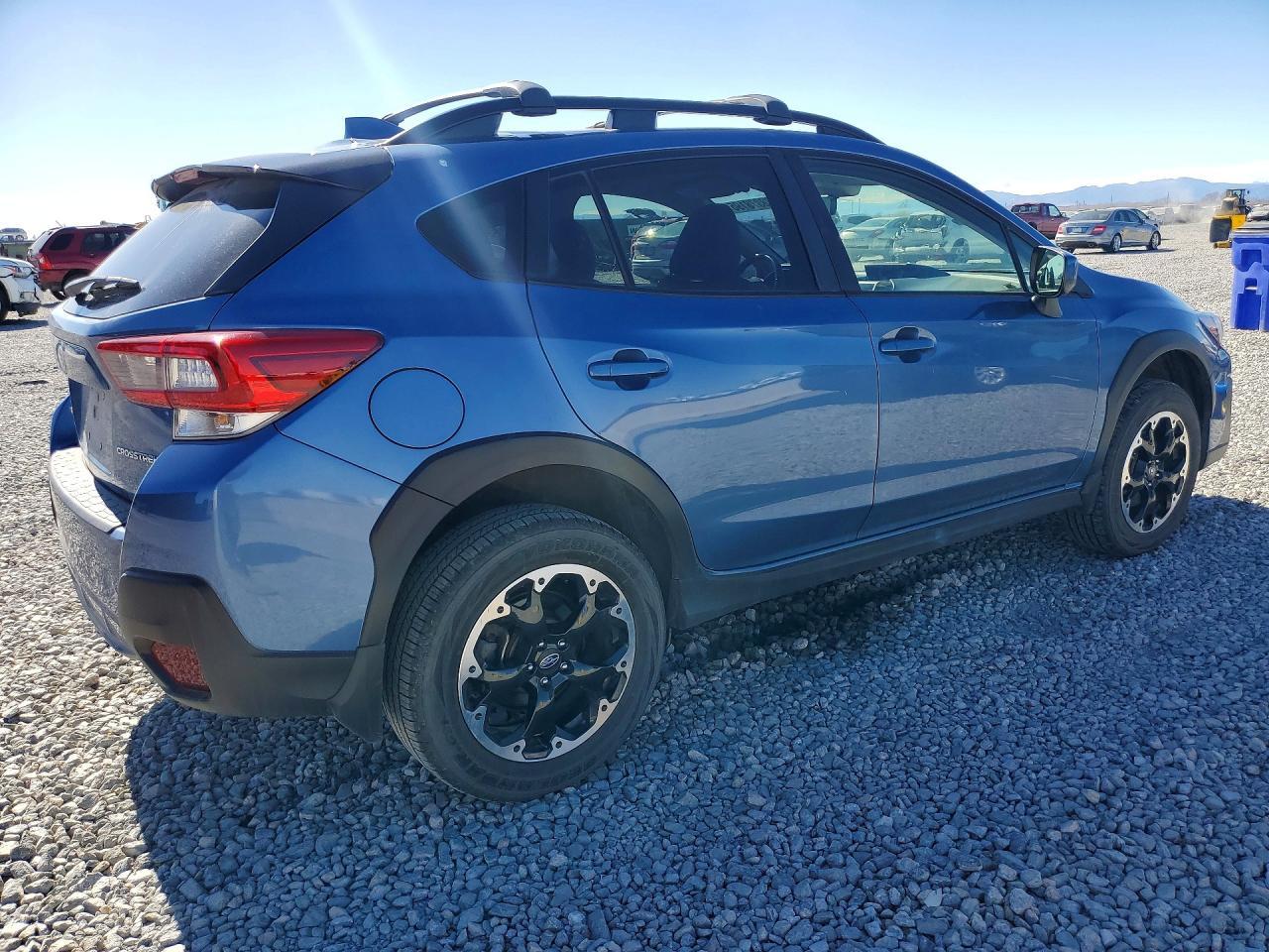 2023 Subaru Crosstrek Premium - Фото 3