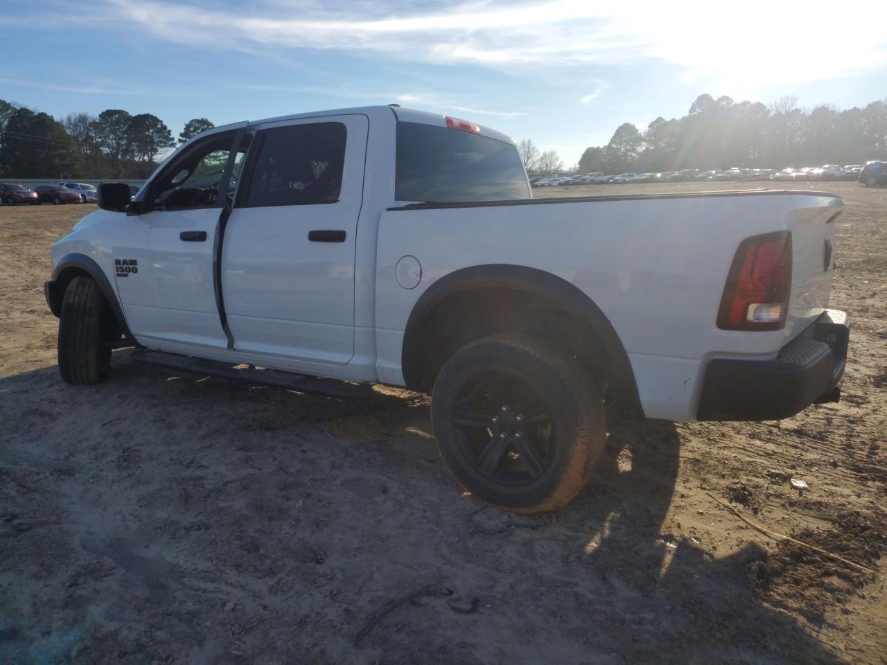2022 Ram 1500 Classic Slt - Фото 2