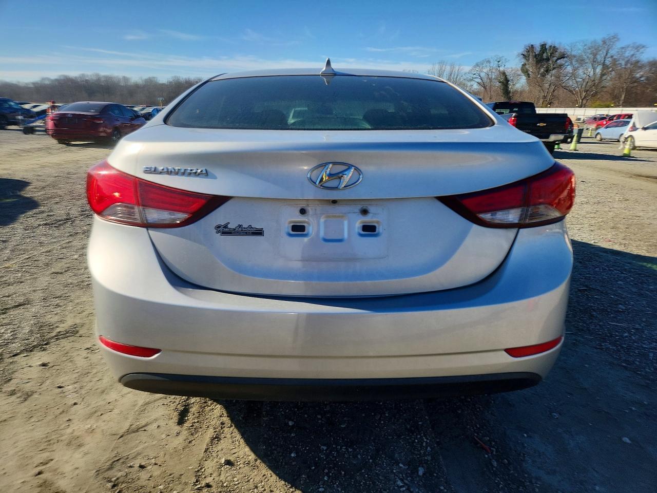 2016 Hyundai Elantra Se - Фото 6