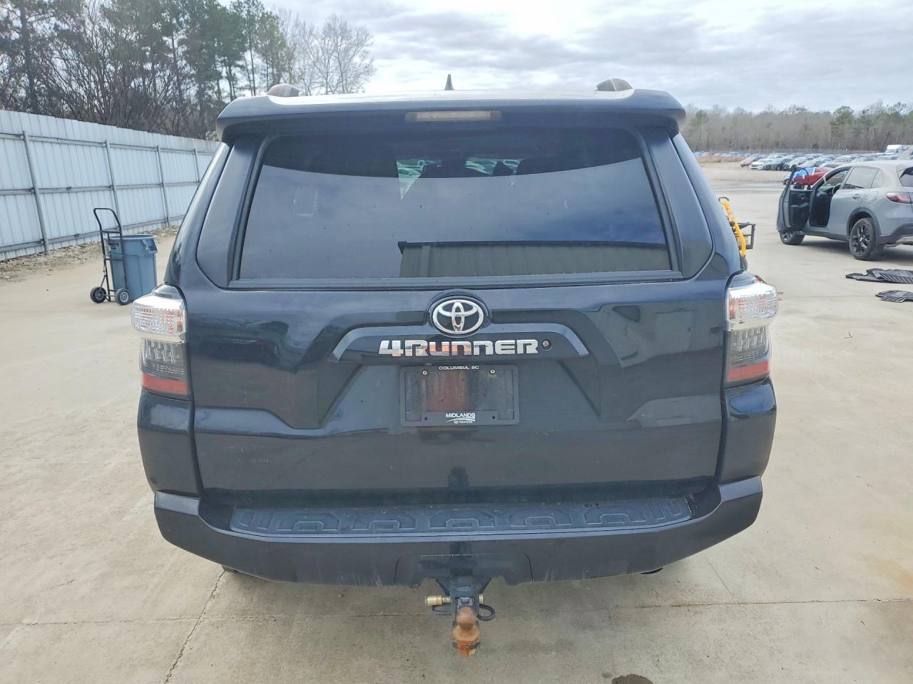 2021 Toyota 4Runner Sr5 - Фото 6