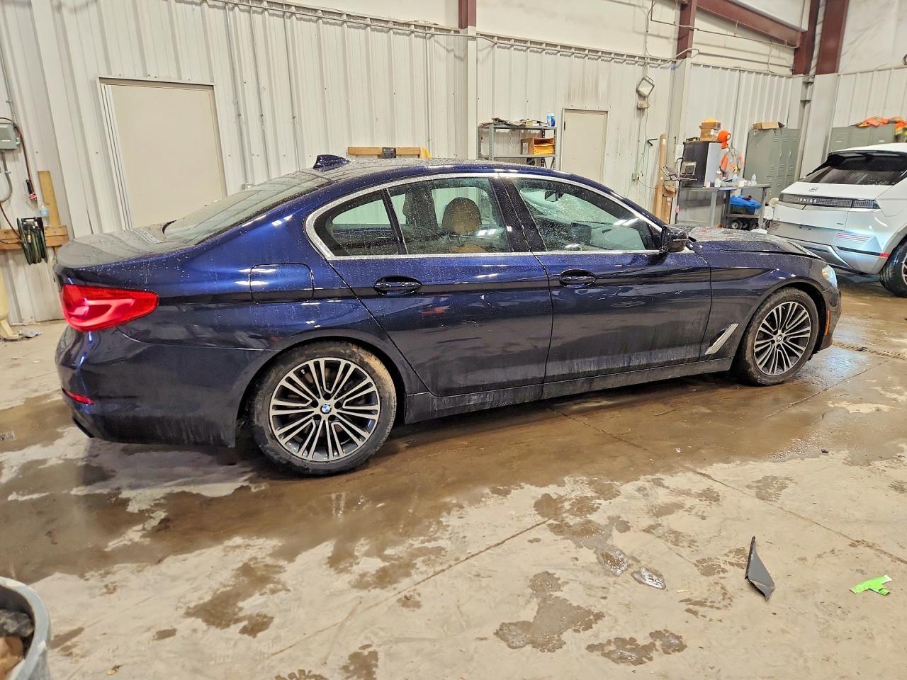 2019 BMW 540 Xi - Фото 3
