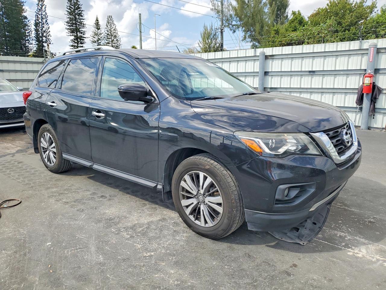 2020 Nissan Pathfinder Sl - Фото 4