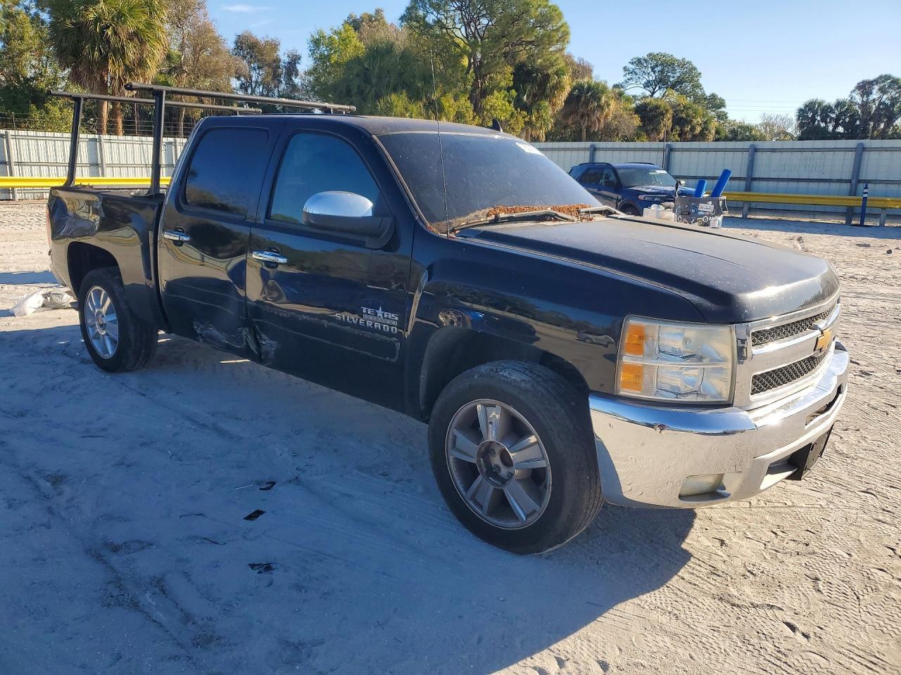 2013 Chevrolet Silverado C1500 Lt - Image 4