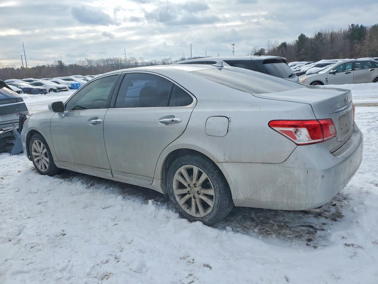 2011 Lexus Es 350 - Фото 2