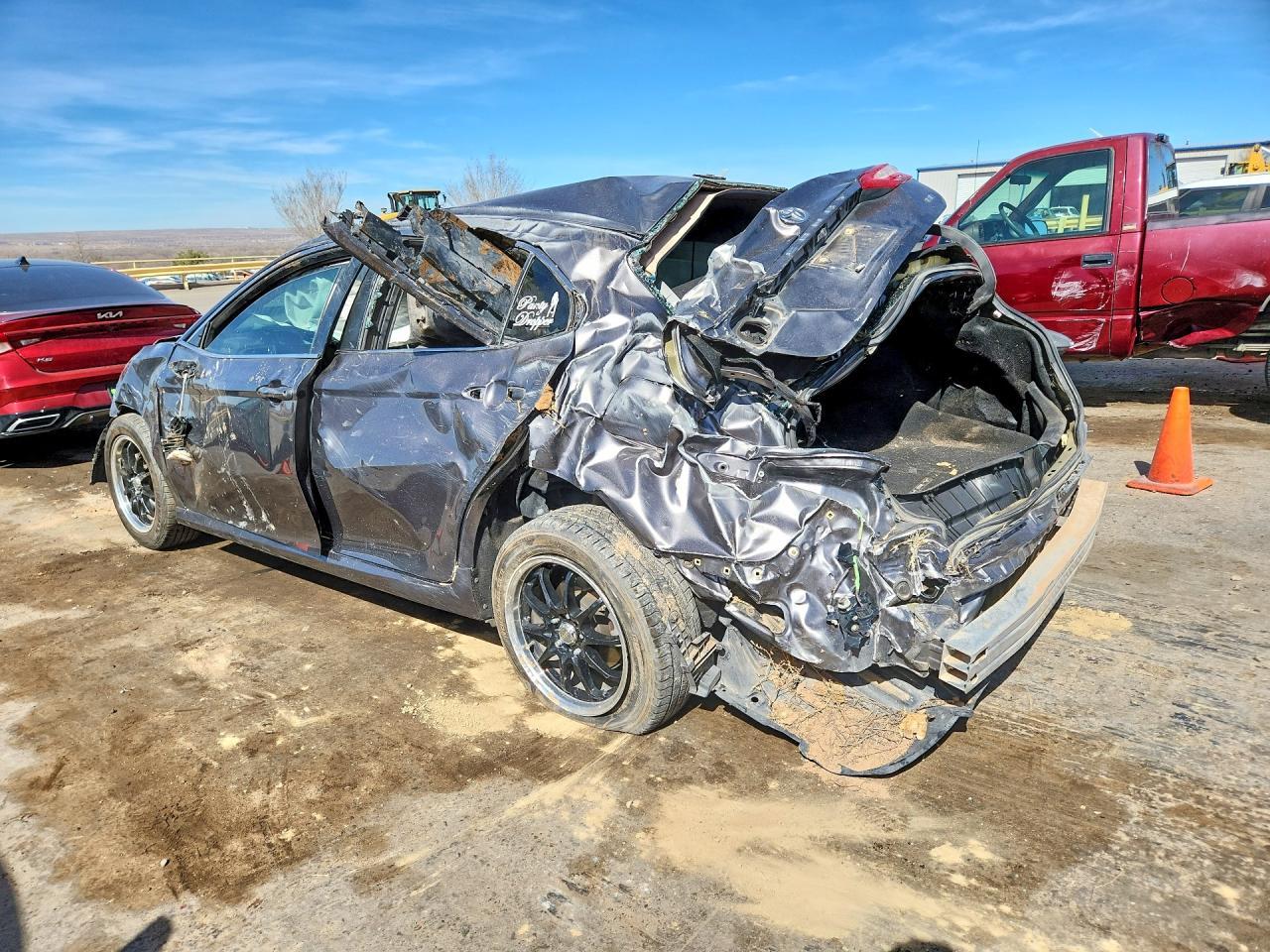 2019 Toyota Camry Le - Image 2