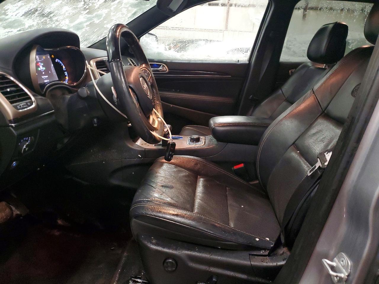 2014 Jeep Grand Cherokee Overland - Image 7