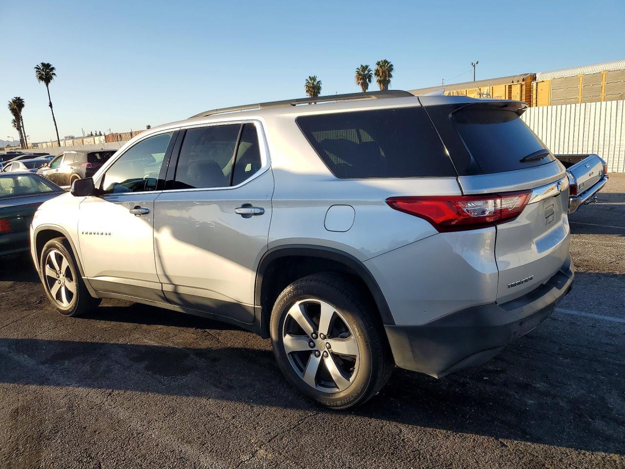 2020 Chevrolet Traverse Lt - Image 2