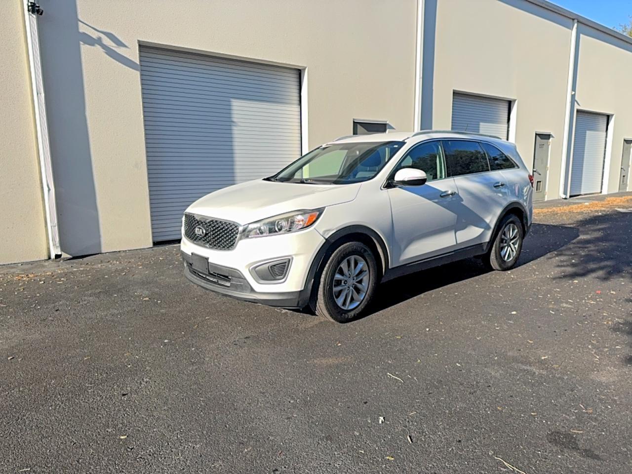 2017 Kia Sorento Lx - Фото 2