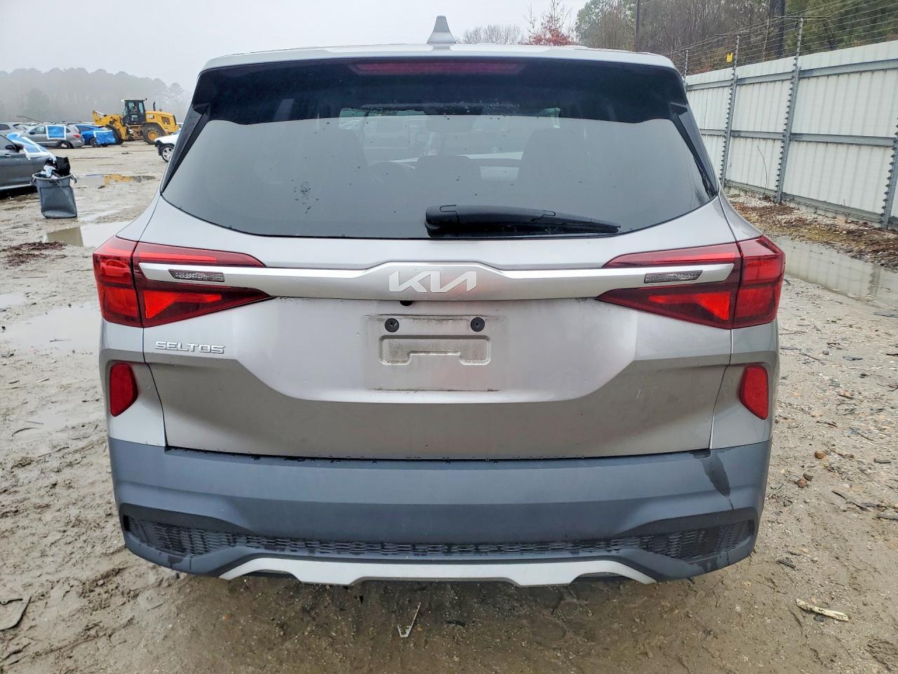 2022 Kia Seltos Lx - Фото 6