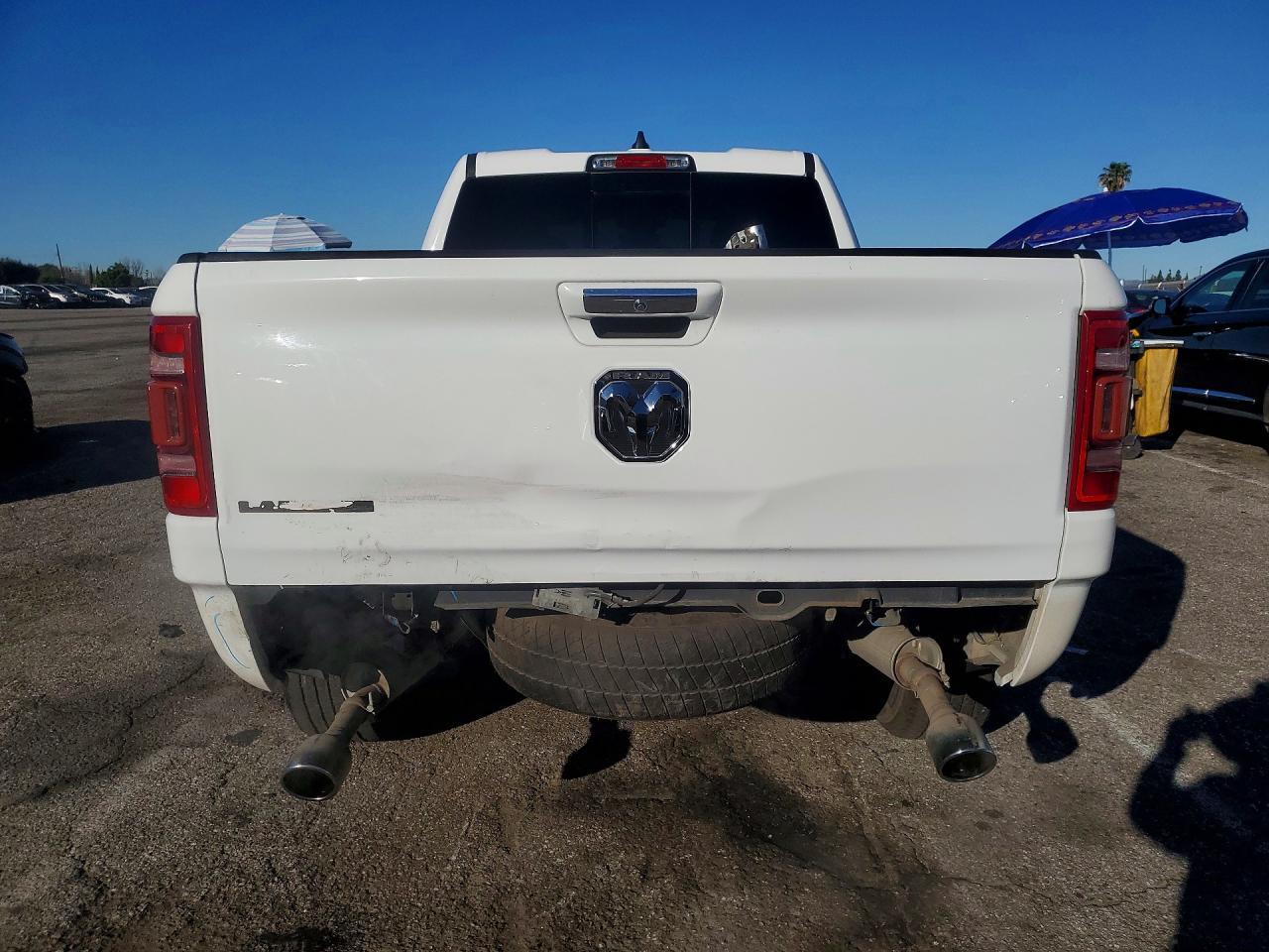 2020 Ram 1500 Laramie - Фото 6