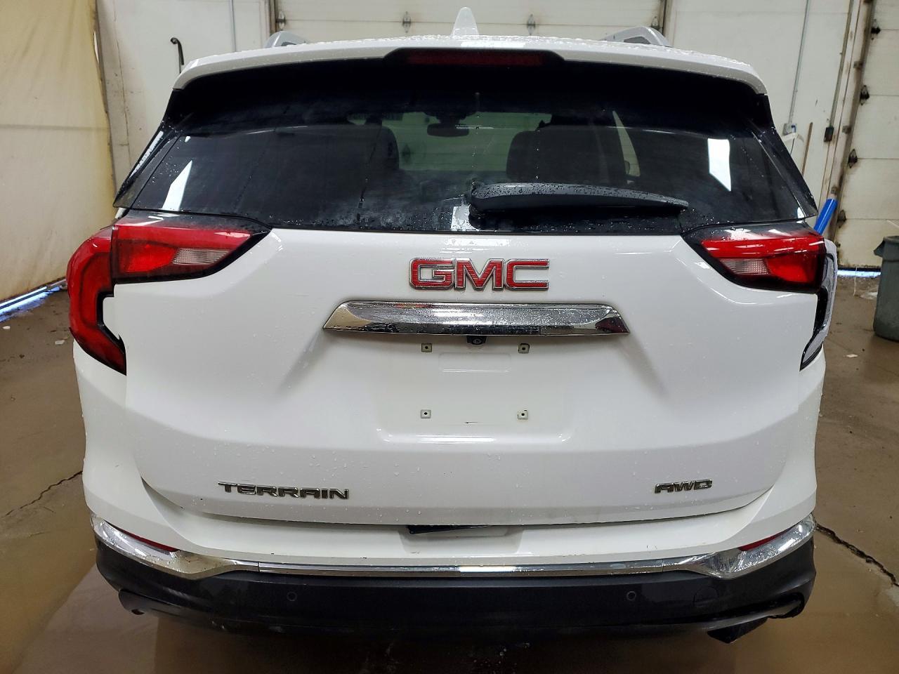 2021 GMC Terrain Slt - Image 6