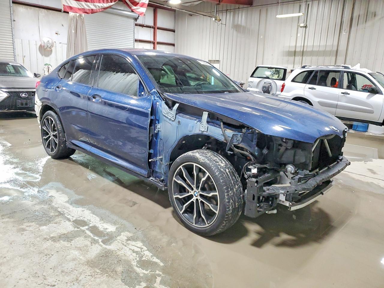 2021 BMW X4 xDrive30I - Фото 4