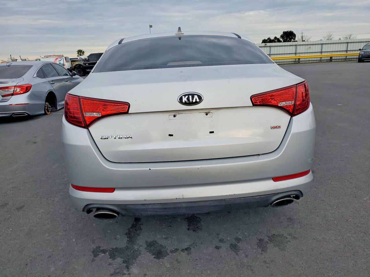 2013 Kia Optima - Фото 6