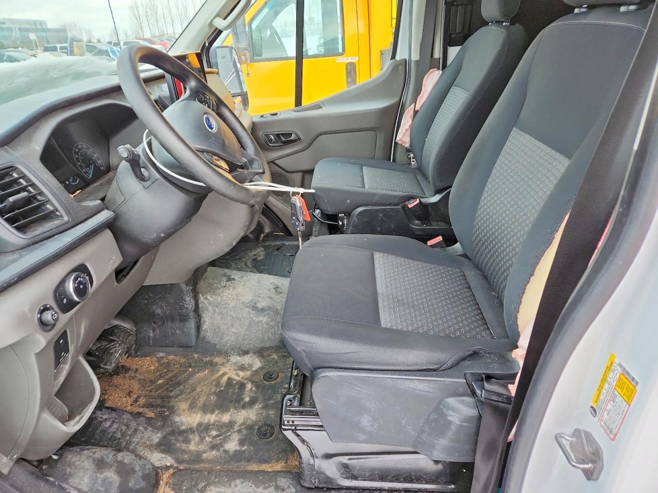 2025 Ford Transit T-250 - Фото 7