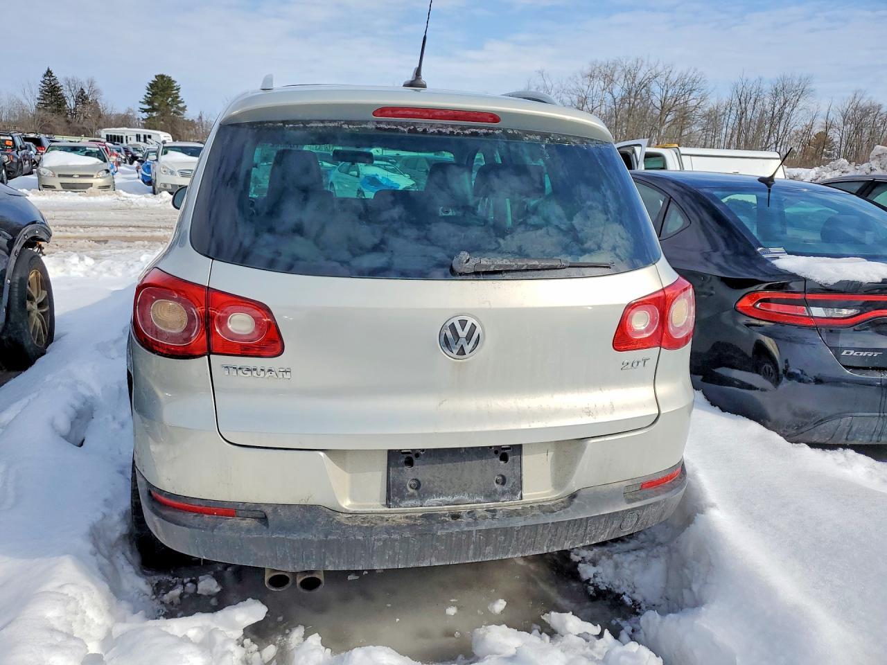 2011 Volkswagen Tiguan S - Фото 6