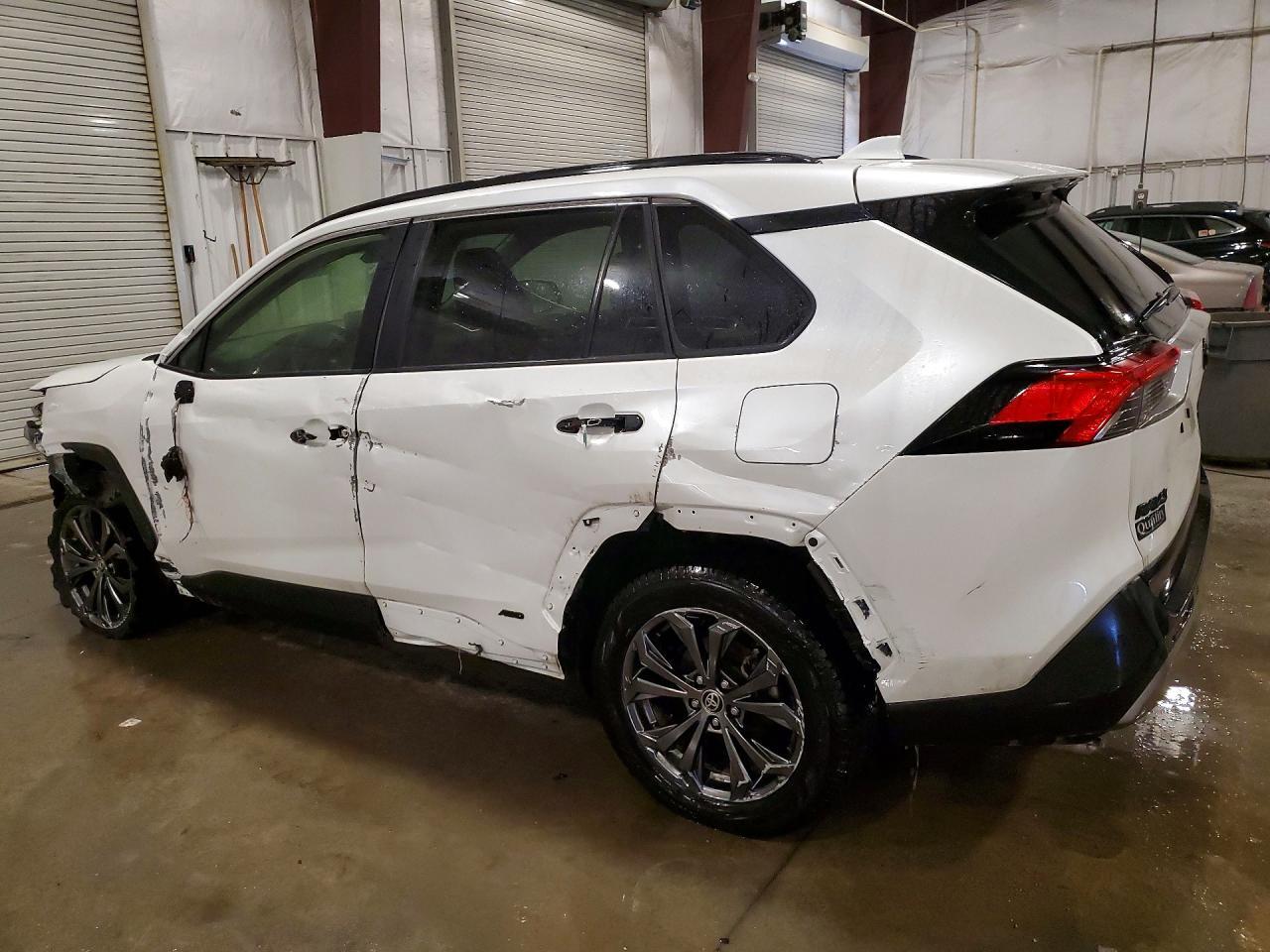 2024 Toyota Rav4 Limited - Фото 2