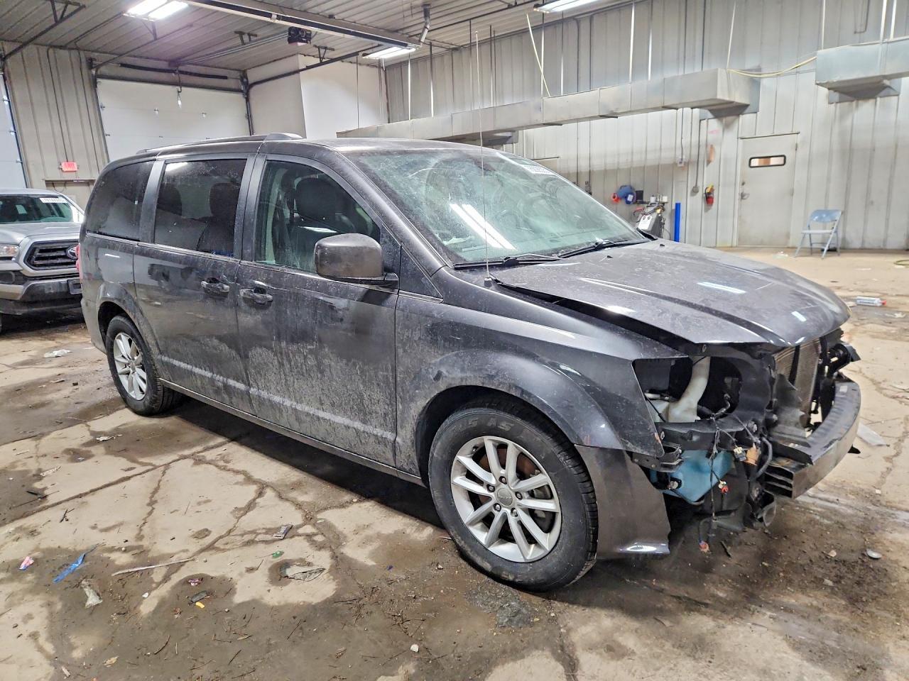 2019 Dodge Grand Caravan Sxt - Фото 4