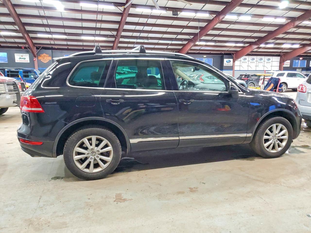 2013 Volkswagen Touareg V6 - Фото 3