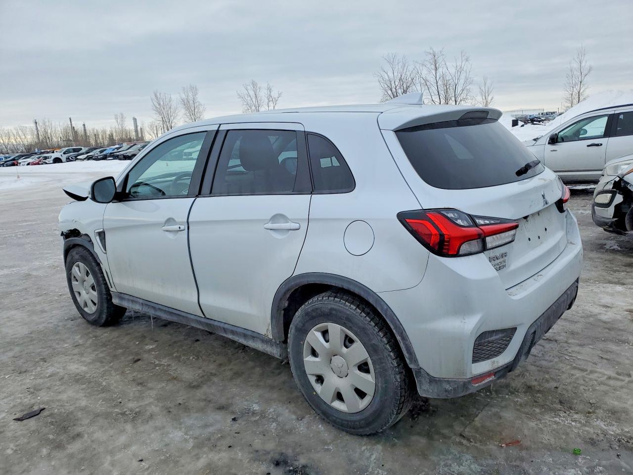 2023 Mitsubishi Rvr Se - Фото 2