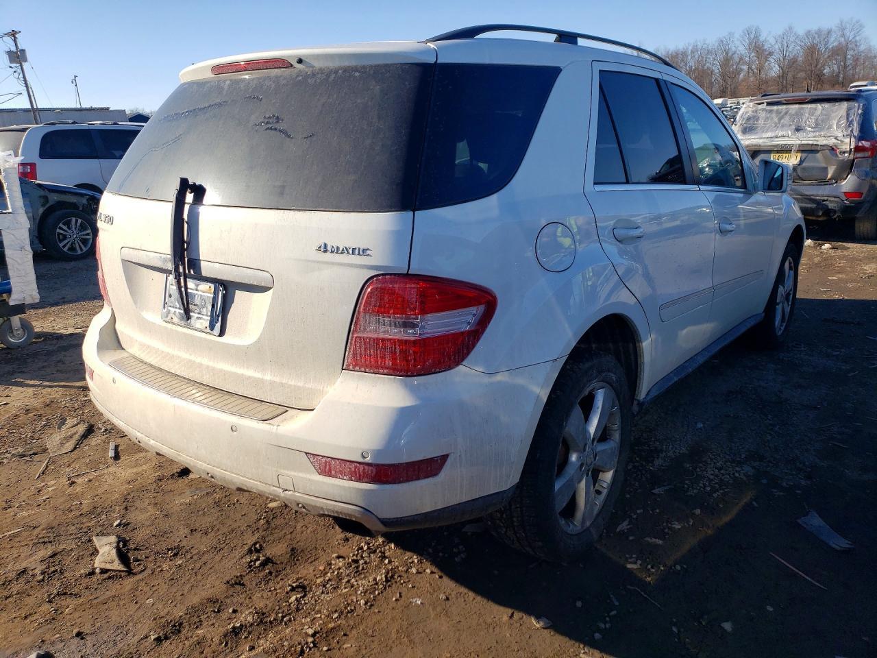 2011 Mercedes-Benz Ml 350 4Matic - Image 3